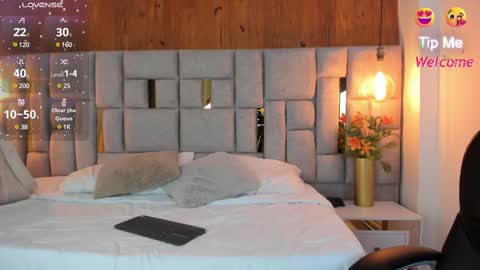 Saori  online show from 02.13.25