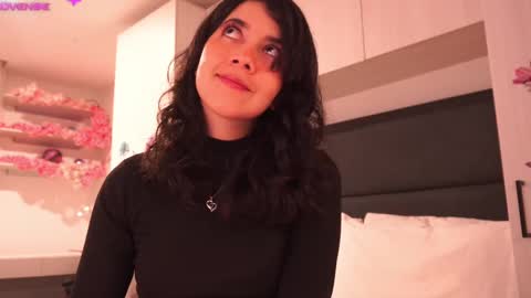 Snapshot of saory10 chatting on 02.17.25 S A O R Y 3 online show from 02.17.25