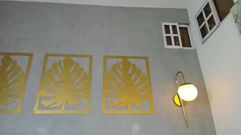 Sara online show from 12.21.24