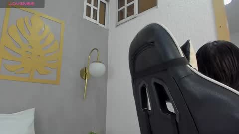 Sara online show from 01.25.25