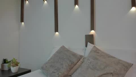 Sara online show from 02.28.25