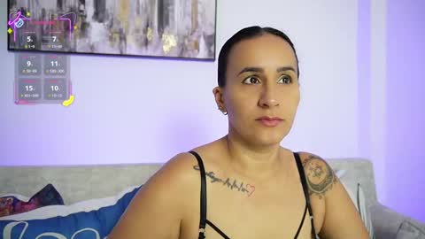   online show from 09.11.25