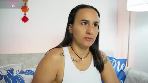 Snapshot of sara_charmy chatting on 02.20.26 online show from 02.20.26