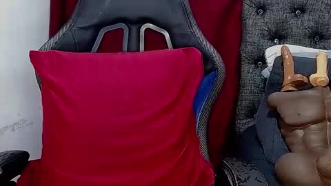 Sara Greyx online show from 02.14.25