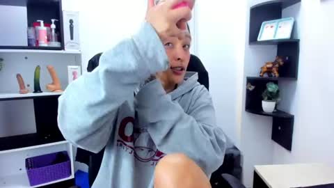 sara_honny online show from 06.17.26
