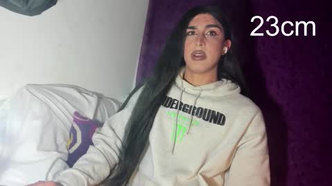 Snapshot of sara_hunter12 chatting on 11.20.25 sara_hunter12 online show from 11.20.25