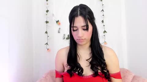 Snapshot of sara_kurt chatting on 03.07.25 Sara online show from 03.07.25