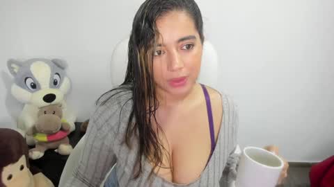 sarah  LIZCANO....... online show from 12.28.24