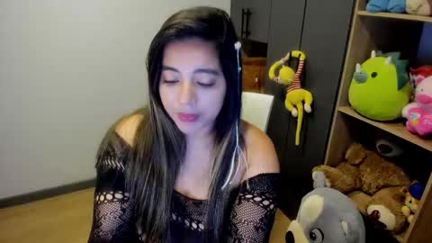 sarah  LIZCANO....... online show from 10.16.25