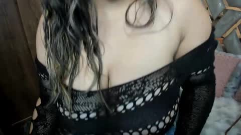 Snapshot of sara_lizcano chatting on 04.23.26 sarah LIZCANO....... online show from 04.23.26
