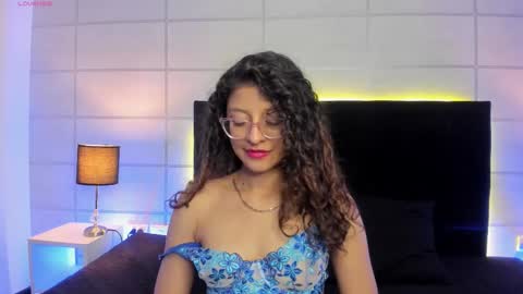 Sara  online show from 10.07.25