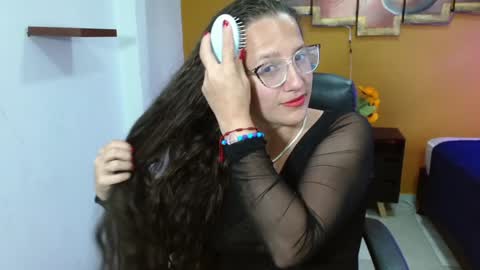 Sara online show from 12.31.24