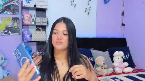 Sara Mendez online show from 02.18.25