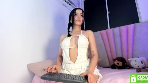 Snapshot of sara_nami chatting on 06.07.26 Sara online show from 06.07.26