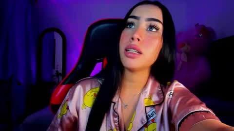 Snapshot of sara_stone03 chatting on 01.10.25 sara_stone03 online show from 01.10.25