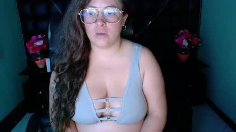 sara_thonson_ online show from 12.27.24