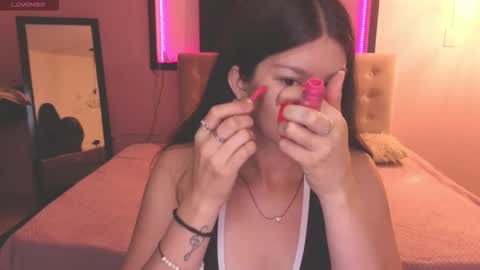 sara_valderrama_ online show from 03.03.26