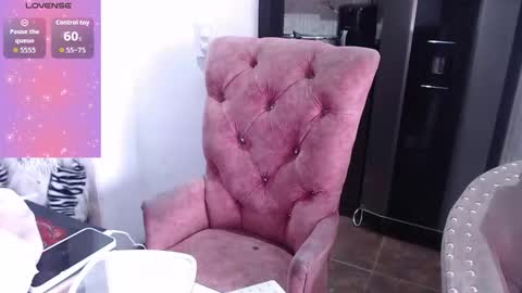 Snapshot of sara_winehouse1 chatting on 02.14.26 1 online show from 02.14.26