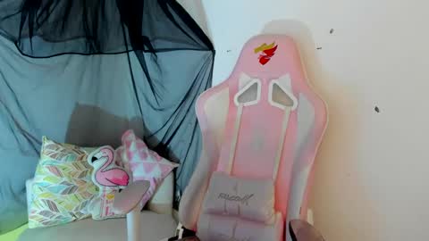 Sarah Ramirez online show from 01.17.25