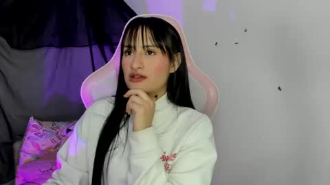 Sarah Ramirez online show from 01.26.25