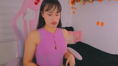 Sarah Ramirez online show from 10.17.25