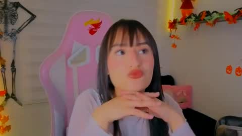 Sarah Ramirez online show from 10.18.25