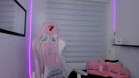 Sarah Ramirez online show from 01.14.26