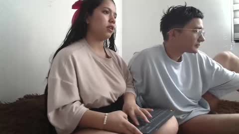 sara and thomas online show from 12.12.24