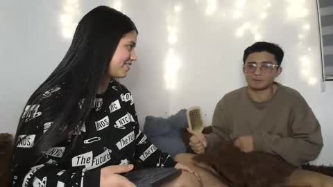 sara and thomas online show from 12.13.24