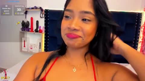 SARAHGIL online show from 09.24.25