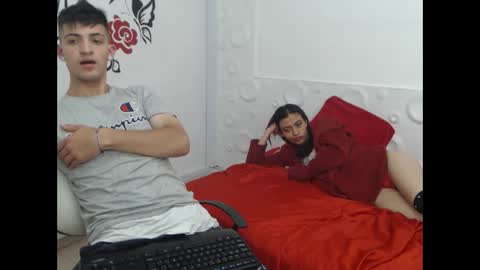 Snapshot of sarablack2025 chatting on 09.24.25 sarablack2025 online show from 09.24.25