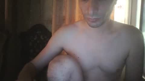 Snapshot of saraclit chatting on 10.20.25 pass kika online show from 10.20.25