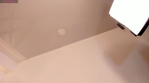 Snapshot of saracorraless chatting on 12.06.24 Sara Everyday From 1430 to 2130 Col Time online show from 12.06.24