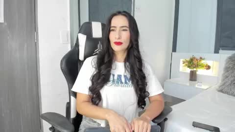  Sara Gomez  online show from 10.05.25