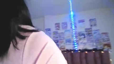 Snapshot of saragonz chatting on 09.27.25 saragonz online show from 09.27.25