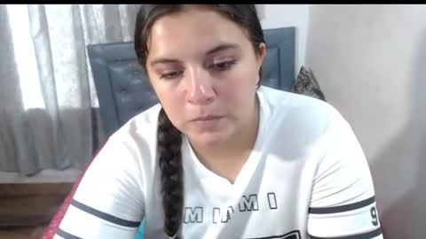 Snapshot of sarah_acero chatting on 06.18.26 sarah online show from 06.18.26