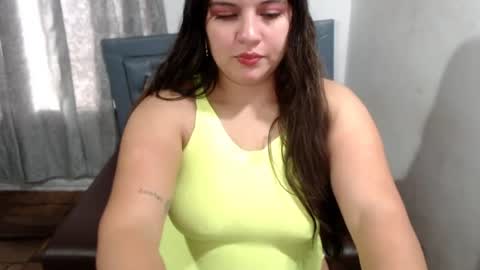 Snapshot of sarah_acero chatting on 07.12.26 sarah online show from 07.12.26