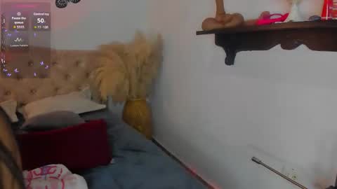 Sarah Valkiria  IG  Sar lanister online show from 12.20.25