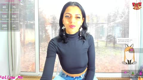 Snapshot of sarah_blake_ chatting on 12.30.24 Sara online show from 12.30.24