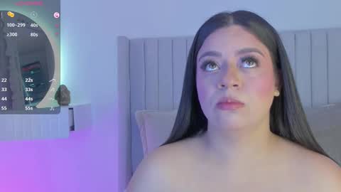 Sarah Bonneth online show from 02.17.25