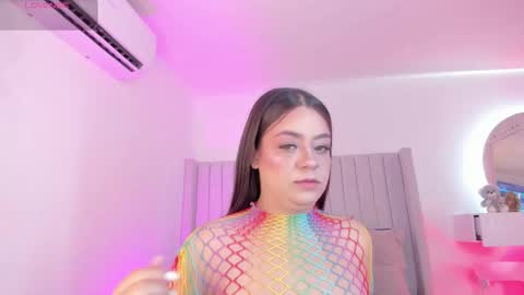 Sarah Bonneth online show from 02.23.26