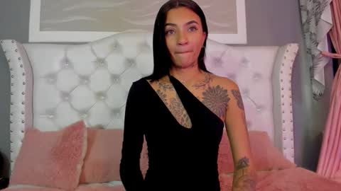 Sarah online show from 10.04.25