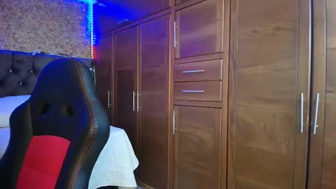 Sarah  online show from 02.12.26