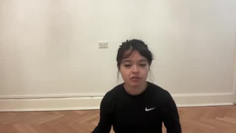 Sarah Heart Aus online show from 12.28.24