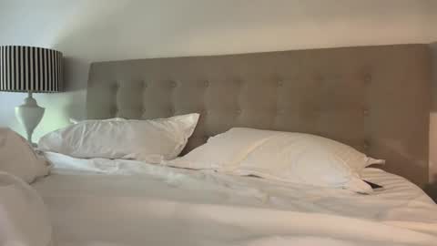 Sarah Heart Aus online show from 01.10.25