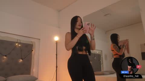       online show from 10.04.25