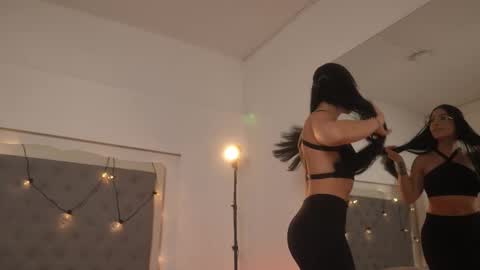       online show from 10.08.25