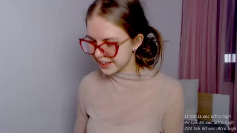 Sarah online show from 04.27.26