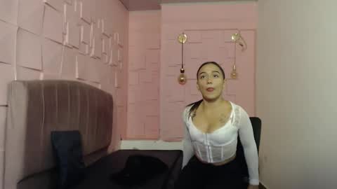 Sarah  online show from 01.12.26