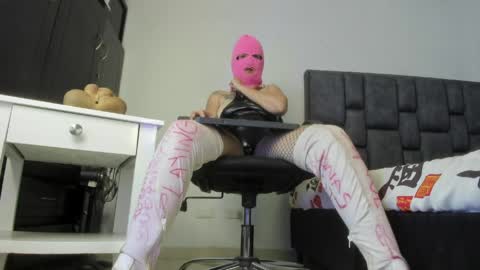 Sarah online show from 04.09.26